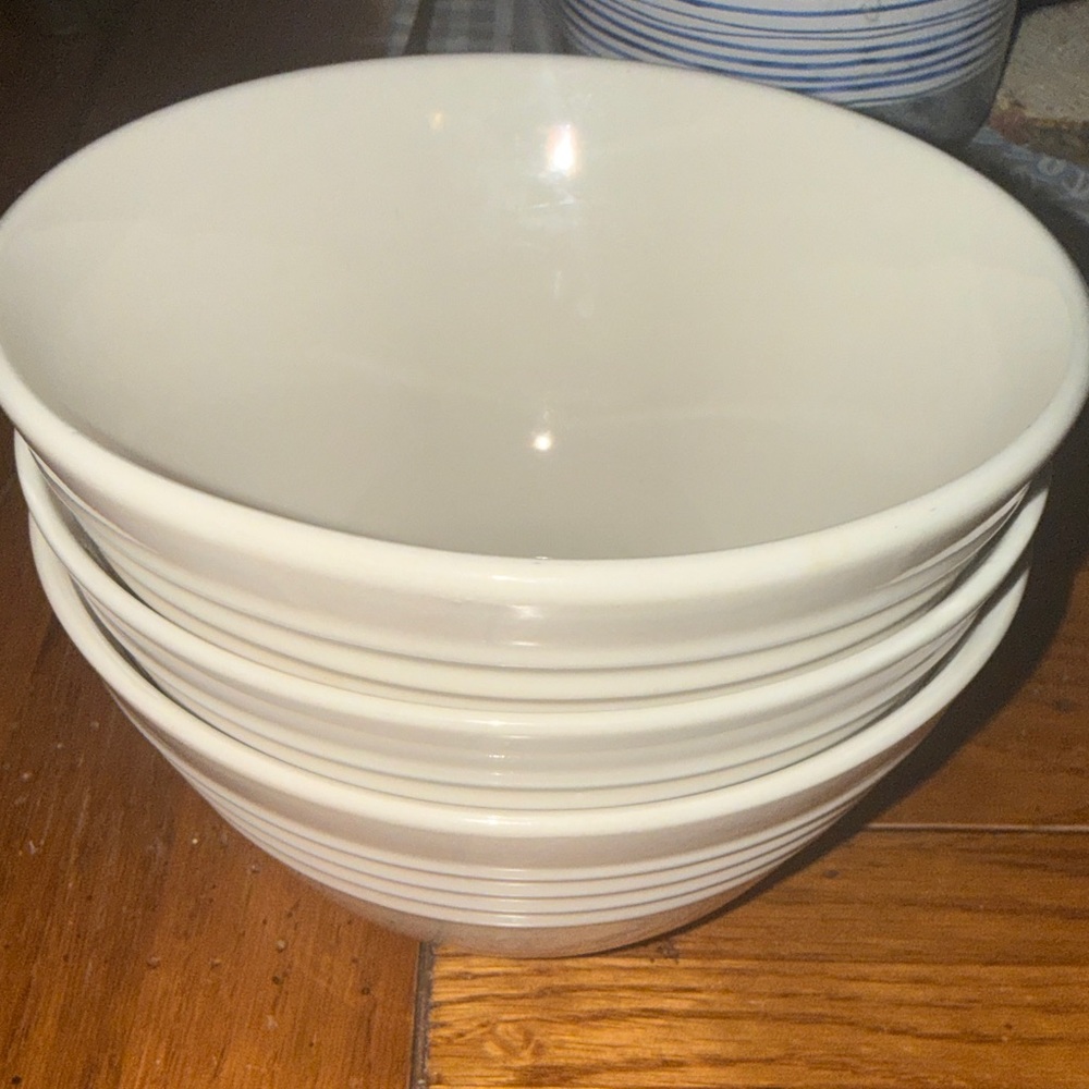 Gibson Cream Dinnerware Bowl Set - Picture 6 of 6